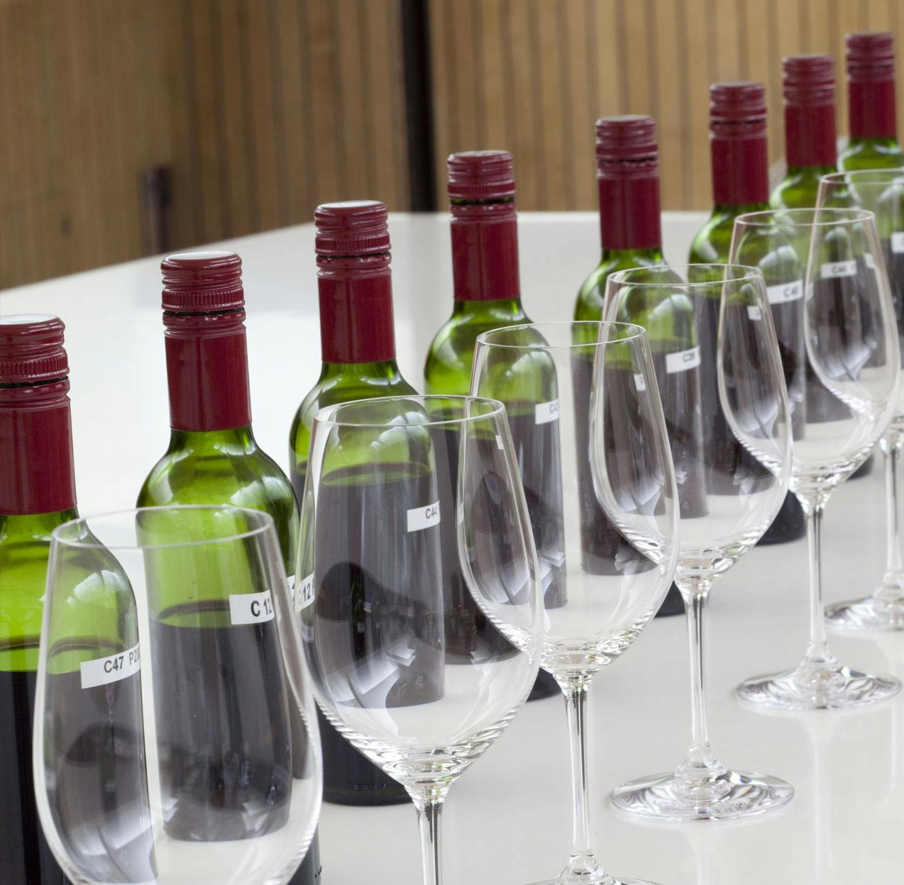 Blending of a Cheval Blanc vintage © Gerard Uferas
