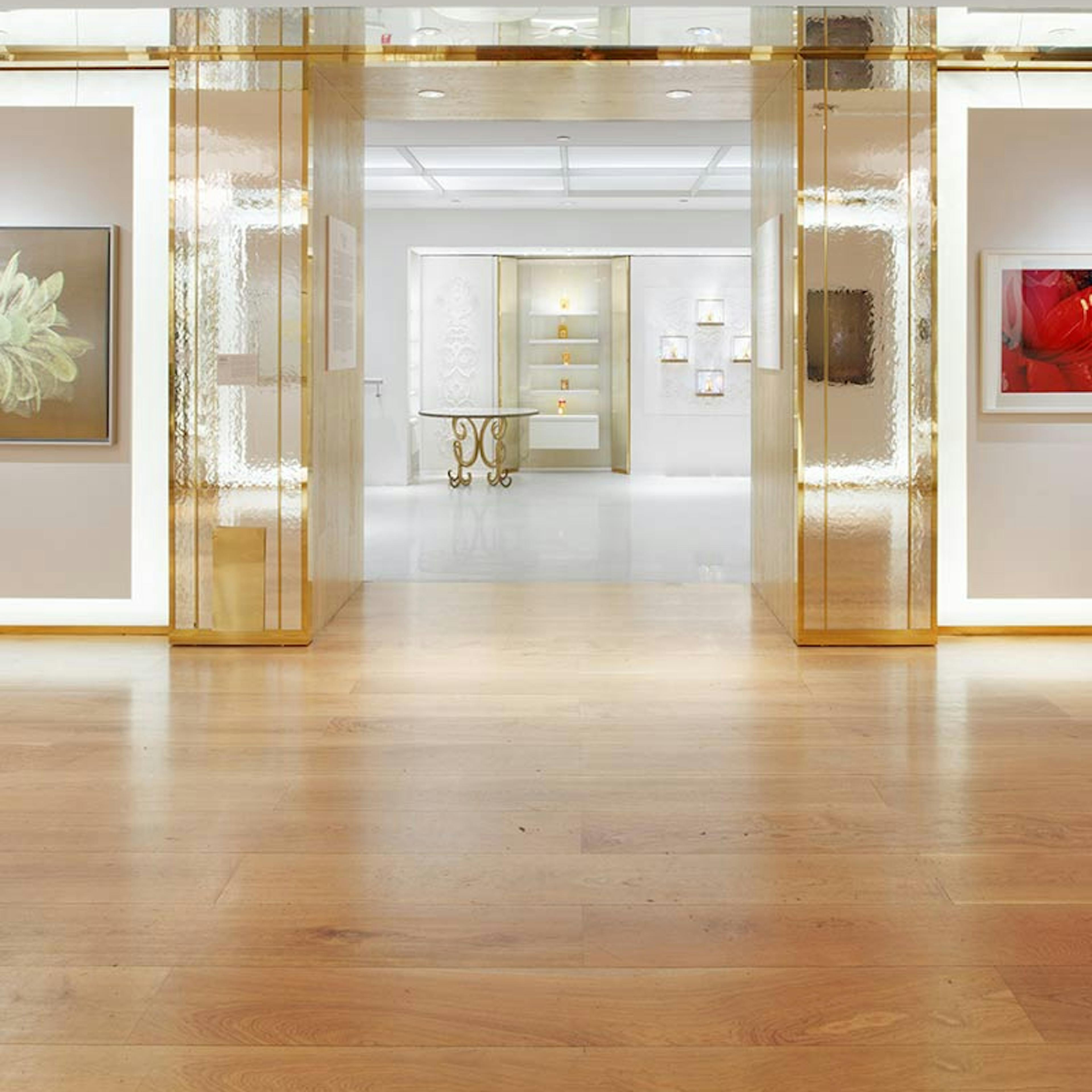 Guerlain presents 16th contemporary art exhibition, “Flowers of Evil” © ARR